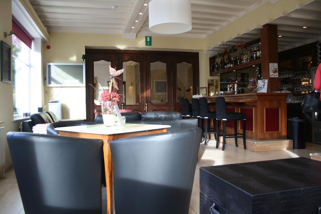 Hotel Admiraal Lanaken Eksteriør bilde