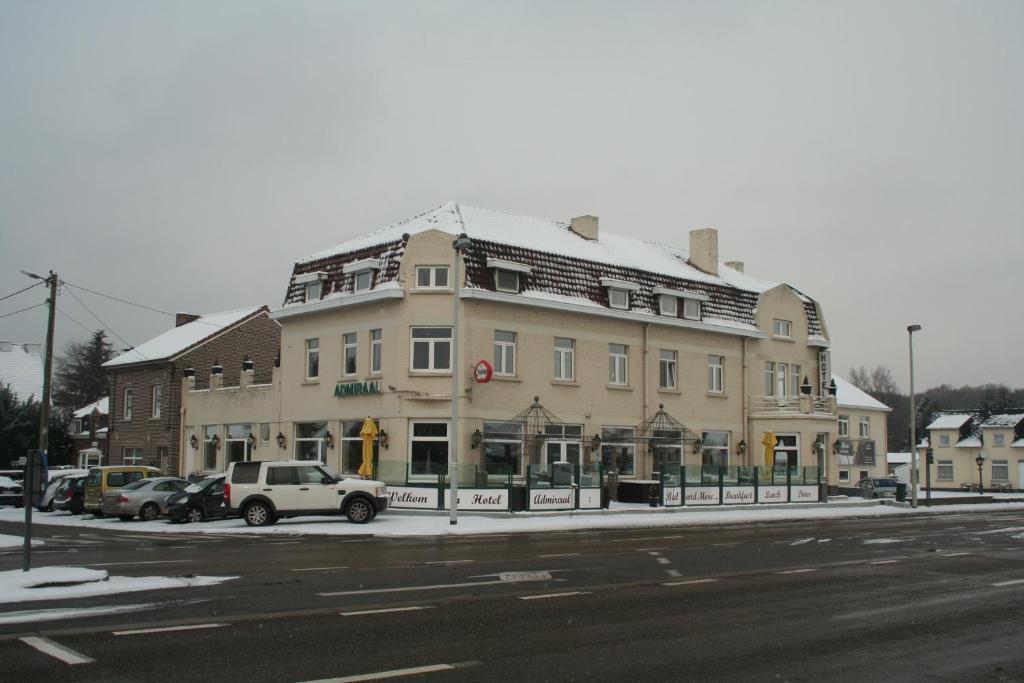 Hotel Admiraal Lanaken Eksteriør bilde