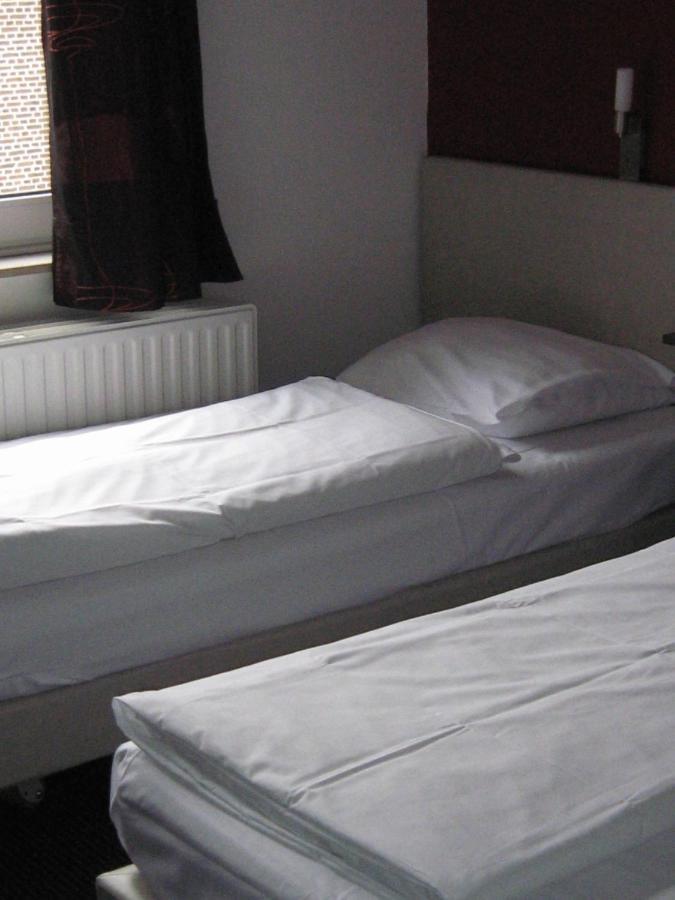 Hotel Admiraal Lanaken Rom bilde